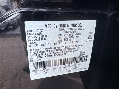 Certified 2023 Ford Edge Titanium image 43