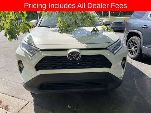 Used 2020 Toyota RAV4 XLE Premium AWD/4WD image 7