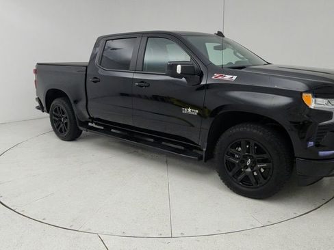 Used 2025 Chevrolet Silverado 1500 RST image 1