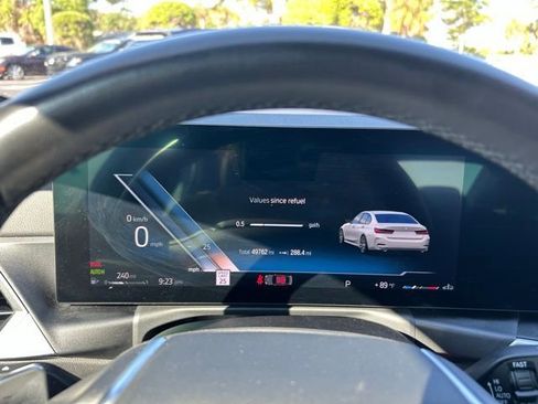 Used 2023 BMW 330i Sedan w/ Driving Assistance Package RWD image 17