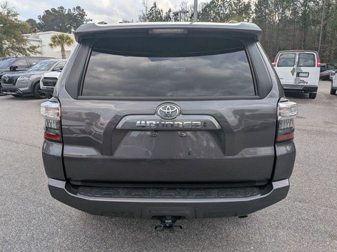 Used 2023 Toyota 4Runner SR5 Premium w/ Moonroof Package image 5