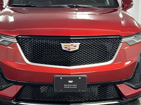 New 2025 Cadillac XT6 Sport w/ LPO, Floor Liner Package image 9