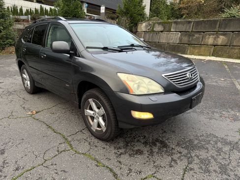 Used 2005 Lexus RX 330 AWD image 2