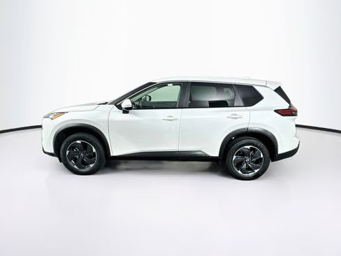 Used 2025 Nissan Rogue SV AWD/4WD image 4