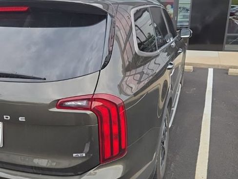 Used 2023 Kia Telluride S w/ S Sunroof Package AWD/4WD image 17