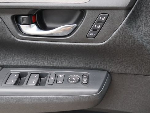 Used 2025 Honda CR-V Sport-L image 45