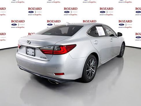 Used 2016 Lexus ES 350 w/ Luxury Package w/Wood Trim FWD image 8