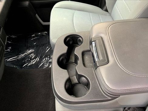 Used 2019 RAM 1500 Express image 17