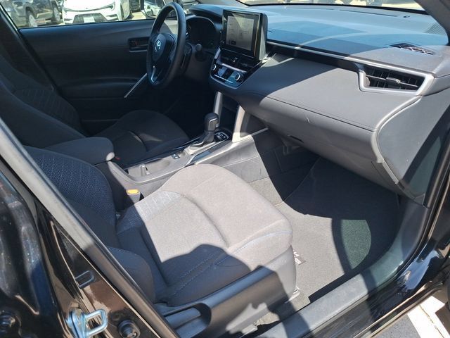 Used 2023 Toyota Corolla Cross AWD Hybrid image 33