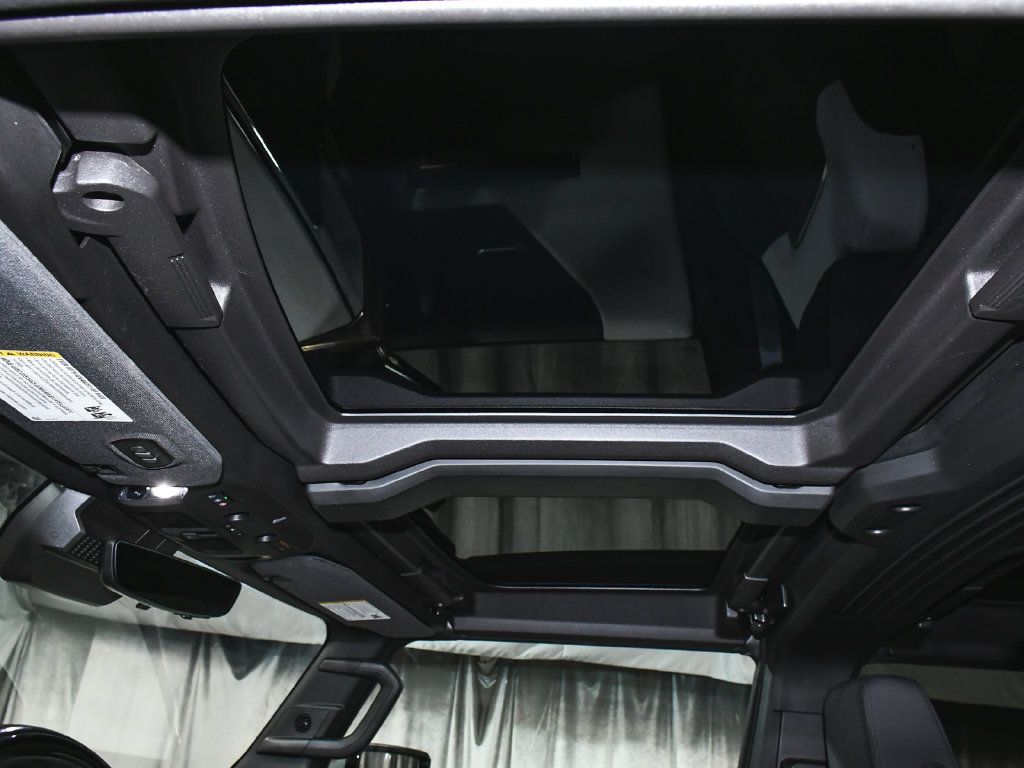 Used 2025 GMC Hummer EV 3X AWD/4WD image 45