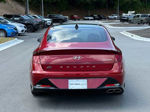 Used 2023 Hyundai Sonata Limited FWD image 4