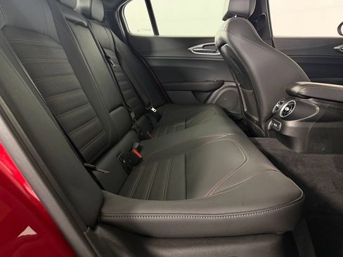 Used 2025 Alfa Romeo Giulia w/ Driving Assist Package RWD image 30