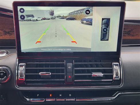 Used 2022 Lincoln Navigator Black Label image 18