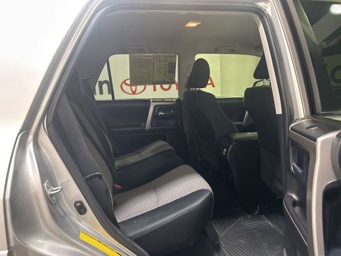 Used 2016 Toyota 4Runner SR5 image 16
