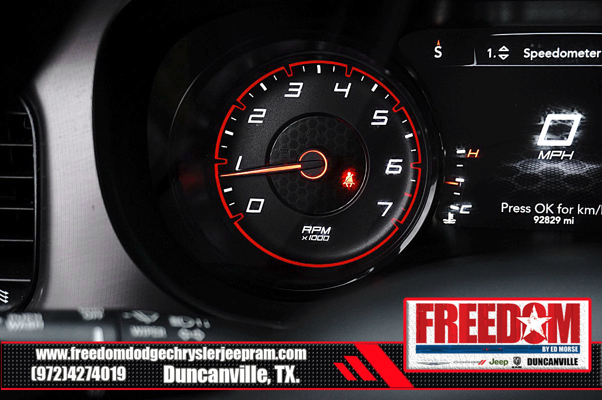 Used 2023 Dodge Charger SXT w/ Blacktop Package RWD image 28