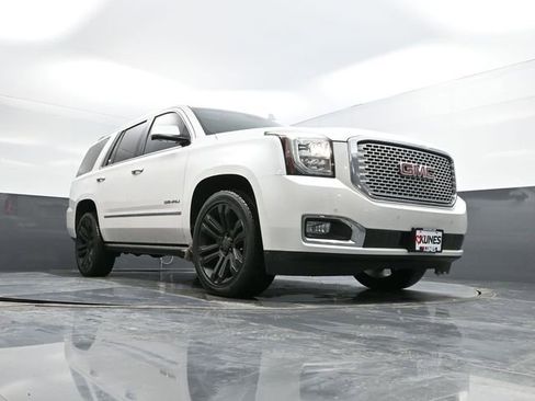 Used 2017 GMC Yukon Denali w/ Open Road Package image 42