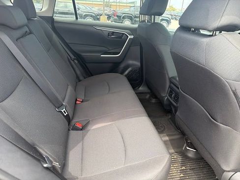 Certified 2024 Toyota RAV4 LE AWD/4WD image 9