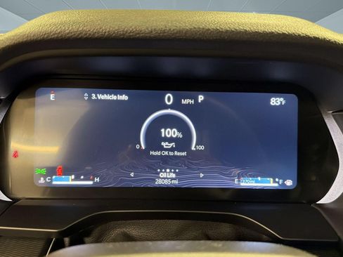 Used 2025 Jeep Grand Cherokee Laredo RWD image 19