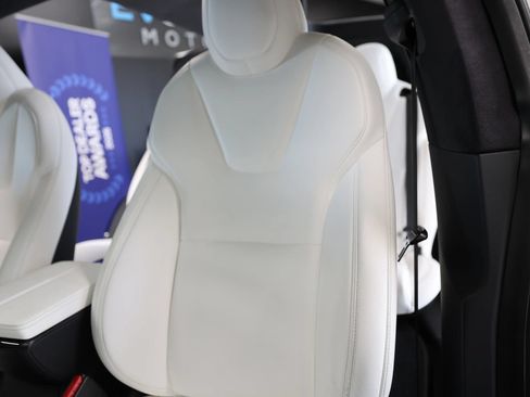 Used 2020 Tesla Model X AWD/4WD image 27