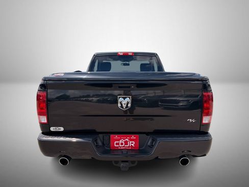 Used 2011 RAM 1500 R/T RWD image 9