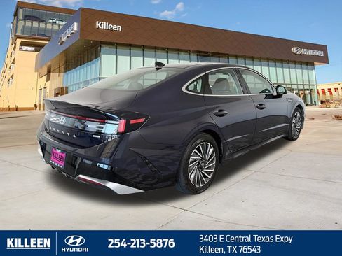 Used 2024 Hyundai Sonata Limited FWD image 8