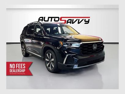 Used 2025 Honda Pilot Elite