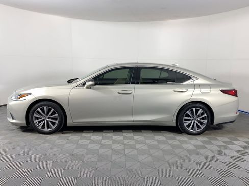 Used 2019 Lexus ES 350 image 2