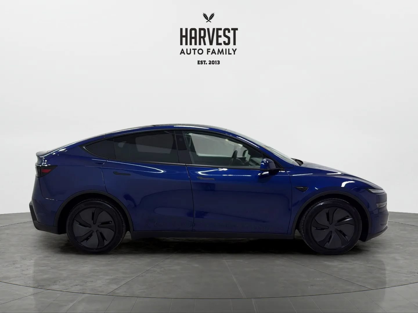Used 2026 Tesla Model Y AWD image 8