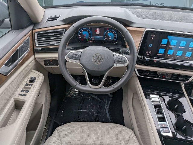 New 2026 Volkswagen Atlas SE FWD image 17