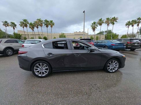 Used 2021 MAZDA MAZDA3 s FWD image 3