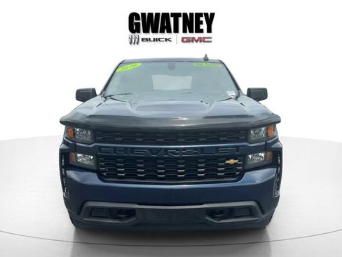 Used 2020 Chevrolet Silverado 1500 Custom w/ Custom Value Package AWD/4WD image 8