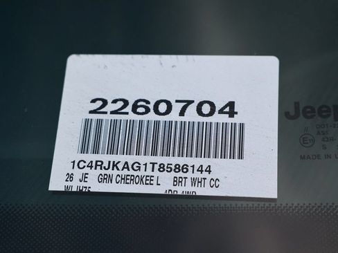 New 2026 Jeep Grand Cherokee L 4WD image 36