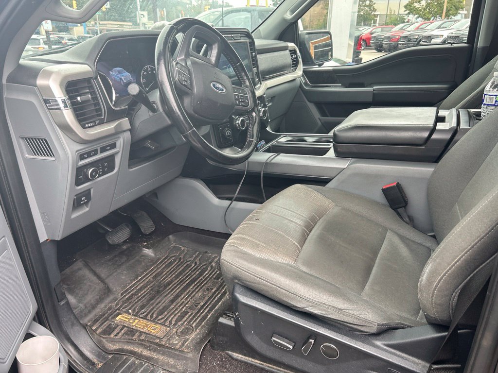 Used 2021 Ford F150 XLT w/ Equipment Group 302A High AWD/4WD image 4