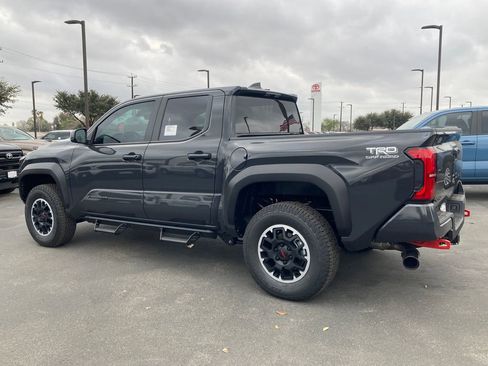 New 2026 Toyota Tacoma TRD Off-Road AWD/4WD image 7