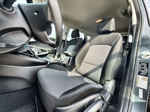 Used 2022 Kia Soul LX FWD image 11