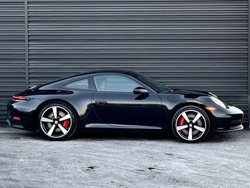 New 2026 Porsche 911 Carrera 4S image 8