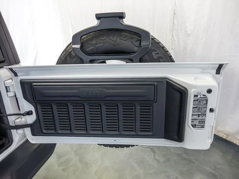 Used 2021 Jeep Wrangler Unlimited Sport AWD/4WD image 27