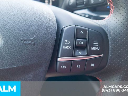 Used 2024 Ford Escape ST-Line w/ Tech Pack #1 image 32