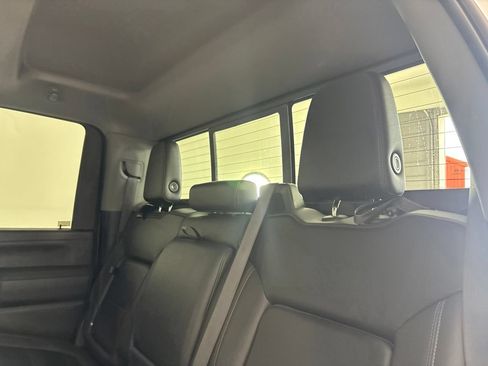 Used 2023 Chevrolet Silverado 2500 LTZ w/ LTZ Convenience Package AWD/4WD image 27