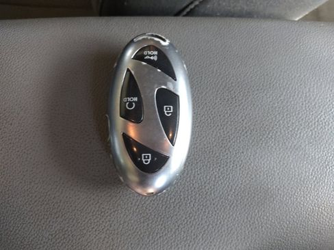 Used 2024 Hyundai Elantra SEL FWD image 32