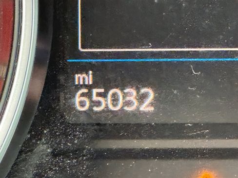 Used 2019 Volkswagen Tiguan SE image 20