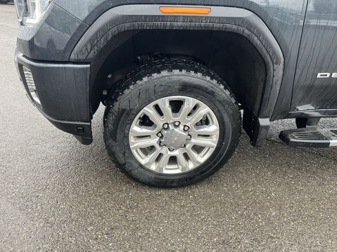 Used 2022 GMC Sierra 2500 Denali w/ Denali Ultimate Package image 11