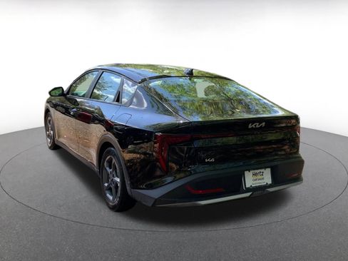 Used 2025 Kia K4 LXS image 5