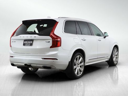 Used 2017 Volvo XC90 T6 Inscription w/ Vision Package image 5