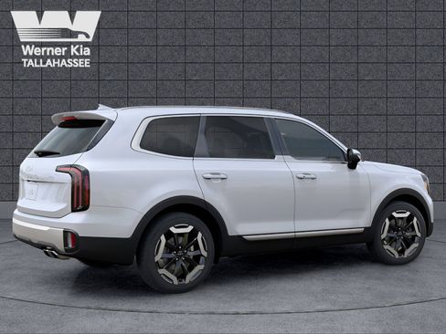 New 2025 Kia Telluride EX image 6