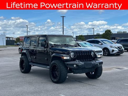 Used 2021 Jeep Wrangler Unlimited Sahara AWD/4WD image 8