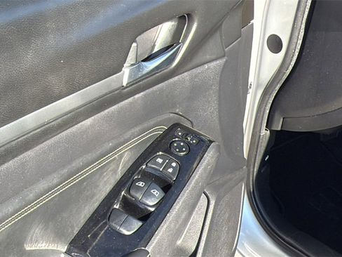 Used 2020 Nissan Altima 2.5 SL image 12