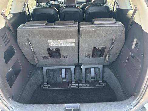 Used 2026 Kia Carnival FWD image 30