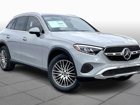 New 2026 Mercedes-Benz GLC 300 GLC 300 image 2