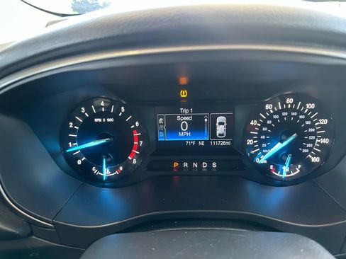 Used 2018 Ford Fusion SE image 11